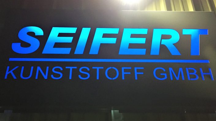 Firmenschild